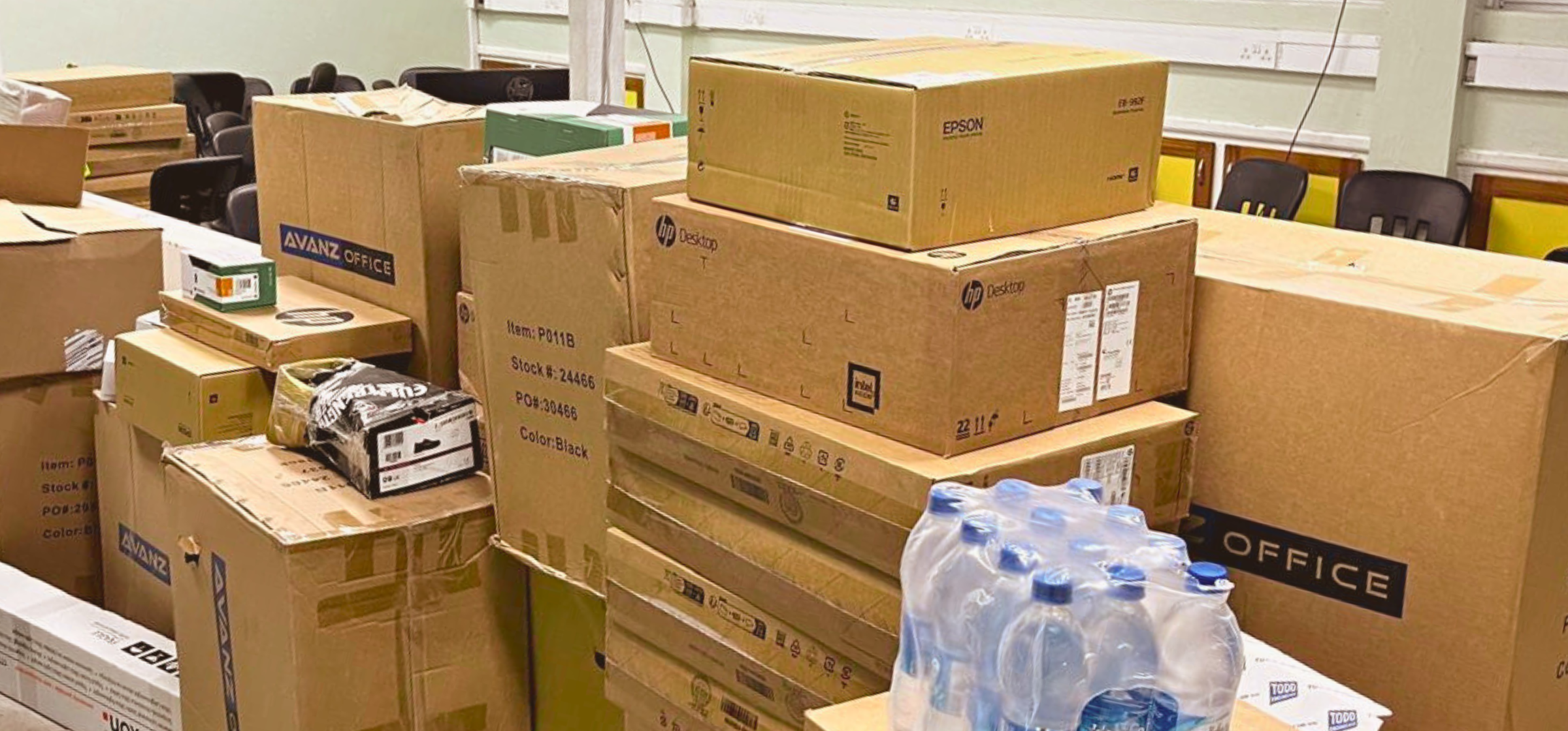 Arrival of equipment at Canouan Primary School.png